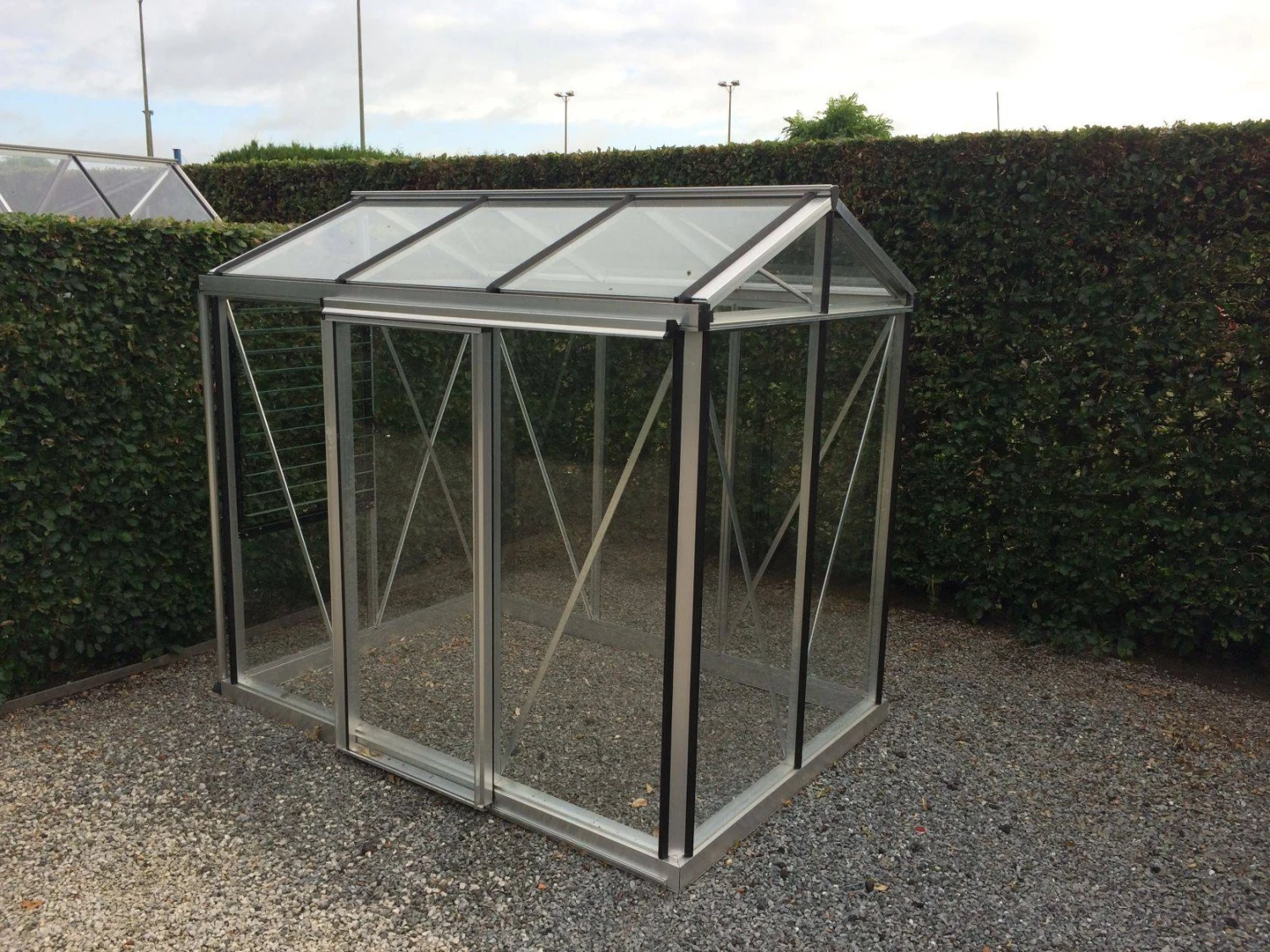 Janssens Helios Urban Hobby 180/25 Tempered Glass Greenhouse 5ft X 8ft 3 Janssens Helios Urban Hobby 180/25 Tempered Glass Greenhouse 5ft X 8ft