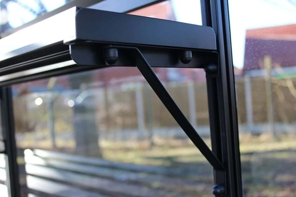 Halls Greenhouses Integral Shelving 3 Halls Greenhouses Integral Shelving